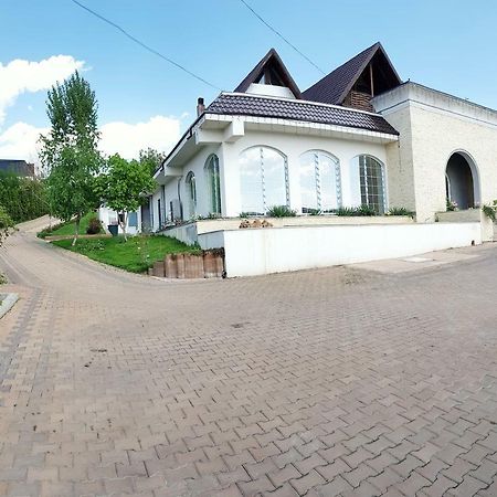 Hotel Complex Eos Valea Lupului  Esterno foto