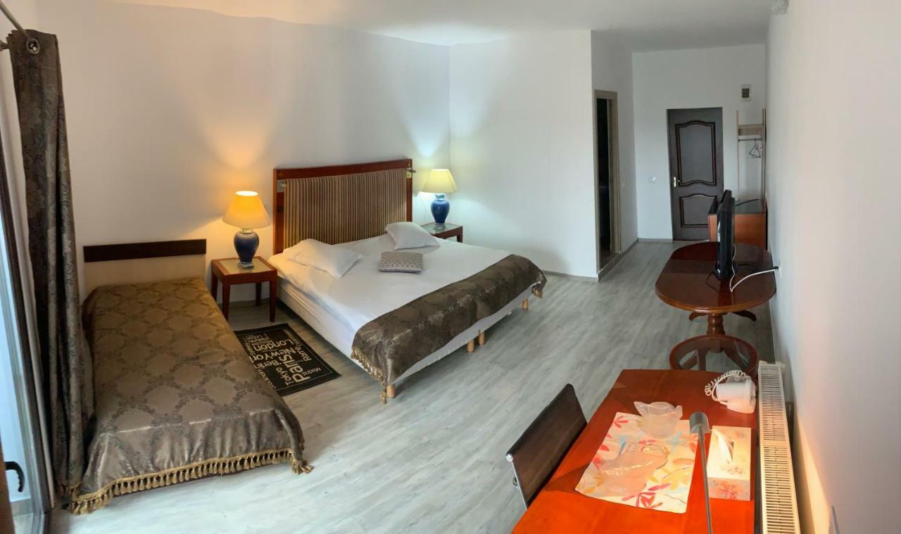 Hotel Complex Eos Valea Lupului  Esterno foto