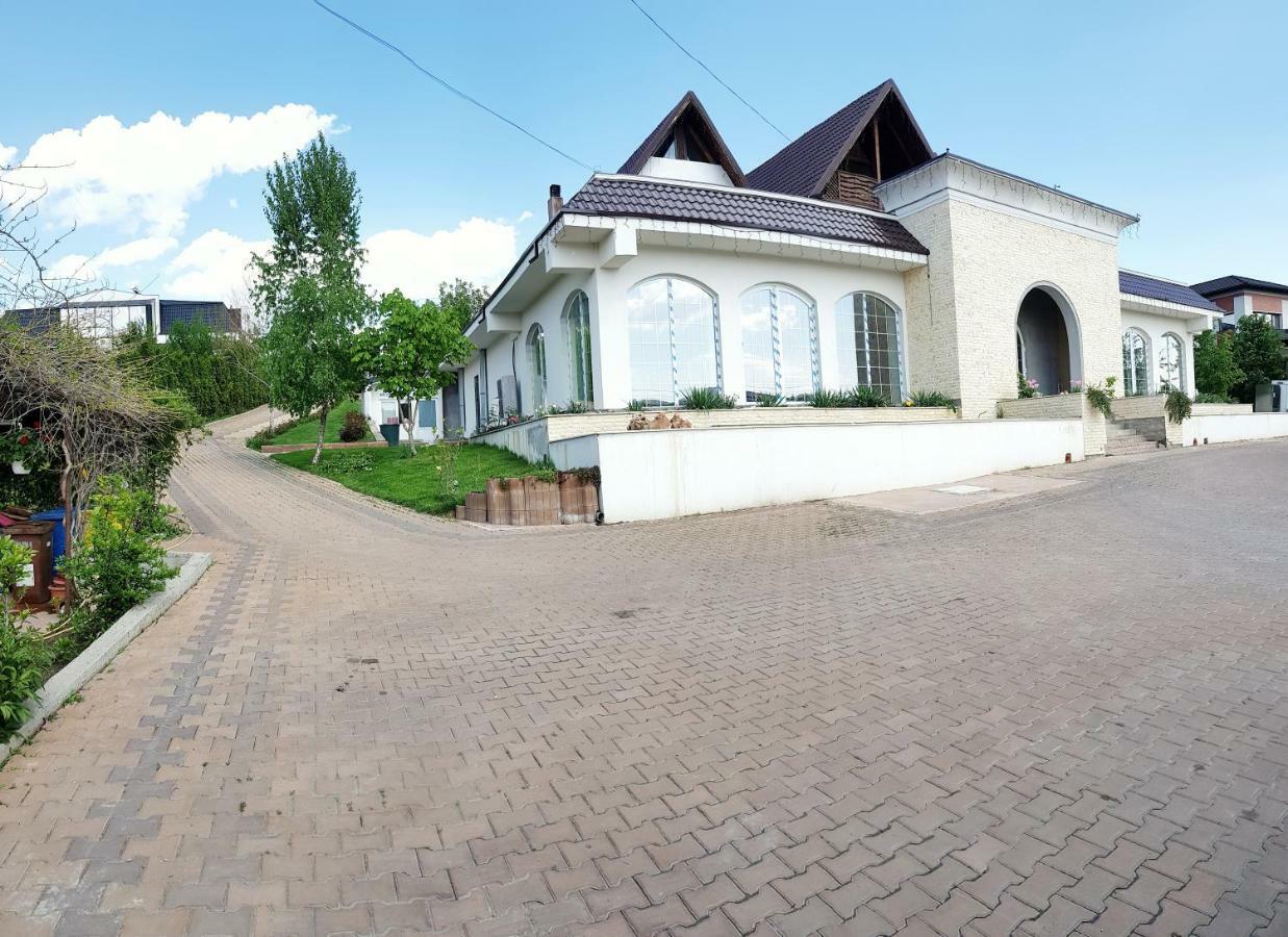Hotel Complex Eos Valea Lupului  Esterno foto